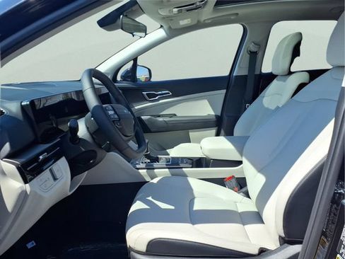 New 2026 Kia Sportage EX AWD/4WD image 16