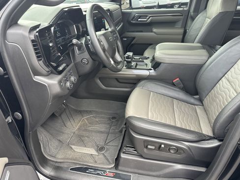 Certified 2023 Chevrolet Silverado 1500 ZR2 w/ Technology Package image 10