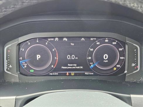 Used 2020 Volkswagen Atlas Cross Sport SEL Premium AWD/4WD image 8