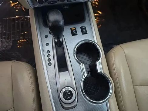 Used 2019 Nissan Pathfinder SL w/ SL Premium Package image 17