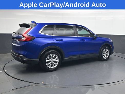 Used 2023 Honda CR-V LX image 4