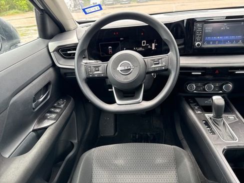 Certified 2025 Nissan Kicks S AWD/4WD image 14