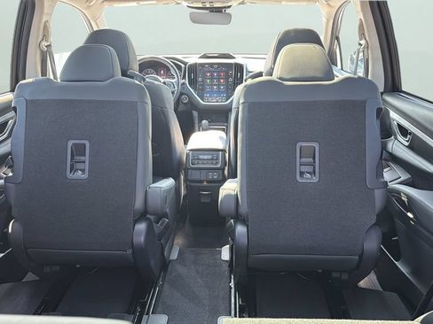 Used 2023 Subaru Ascent Limited w/ Technology Package AWD/4WD image 11