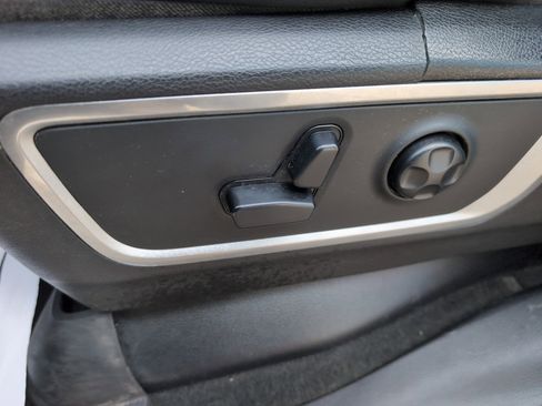 Used 2020 RAM 1500 Laramie w/ Sport Appearance Package image 14