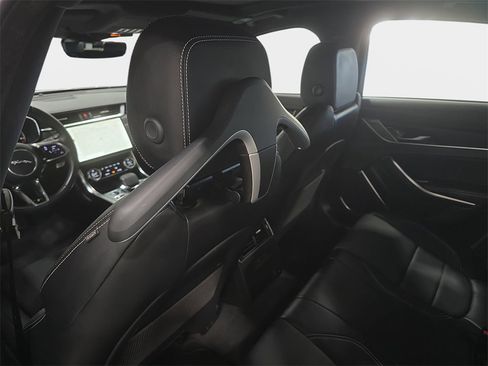 Used 2023 Jaguar XF R-Dynamic SE image 13