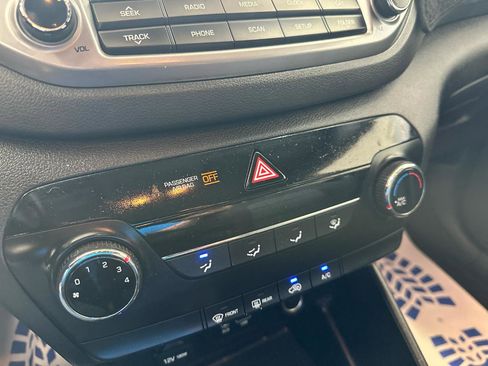 Used 2016 Hyundai Tucson SE w/ Option Group 02 FWD image 23