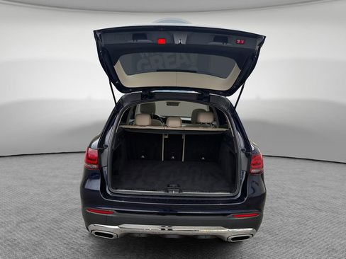 Used 2020 Mercedes-Benz GLC 300 4MATIC image 25