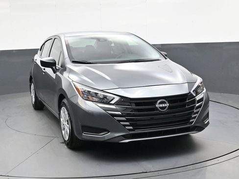 Used 2025 Nissan Versa S w/ Trunk Package FWD image 10