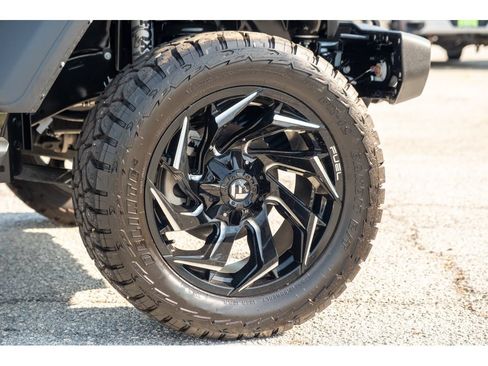 Used 2025 Jeep Wrangler Unlimited Sport AWD/4WD image 10