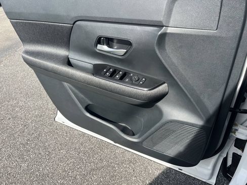 New 2026 Nissan Kicks SV FWD image 13