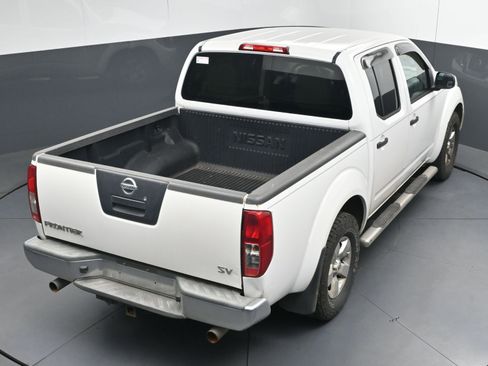 Used 2012 Nissan Frontier SV image 30
