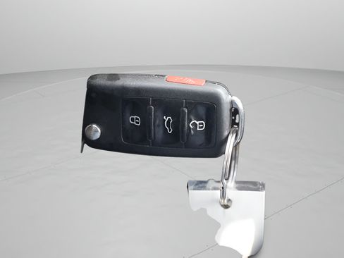 Used 2012 Volkswagen Jetta SE FWD image 28