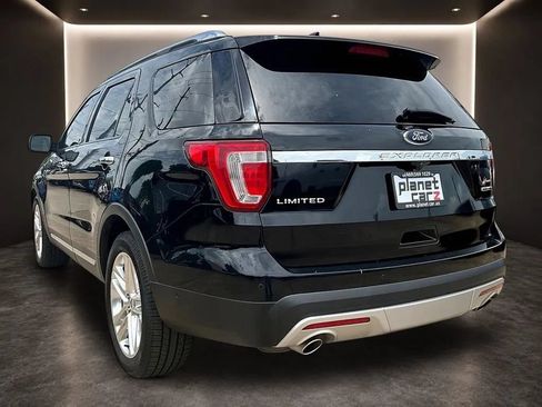 Used 2016 Ford Explorer Limited w/ Equipment Group 301A FWD image 5