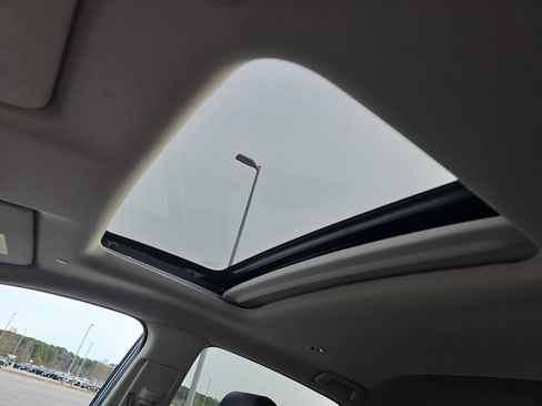 Certified 2026 Honda HR-V EX-L image 25