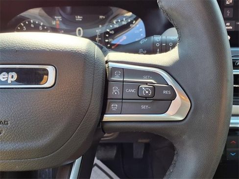 Certified 2024 Jeep Compass Limited image 10