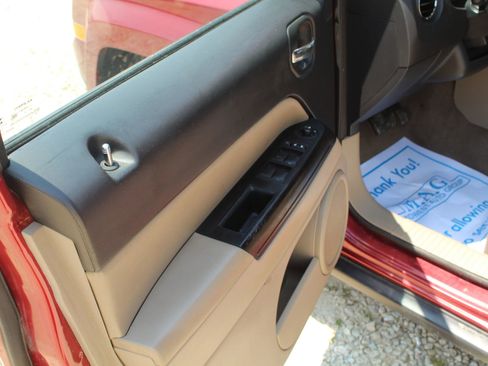 Used 2016 Jeep Patriot Latitude image 9