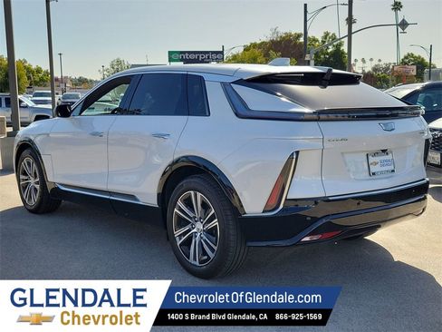 Certified 2024 Cadillac Lyriq Luxury image 14