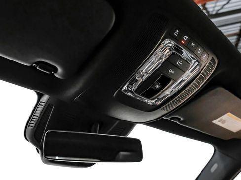 Used 2021 Mercedes-Benz GLA 250 4MATIC image 24