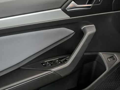 New 2026 Volkswagen Jetta SE FWD image 5