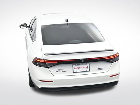 Used 2024 Honda Accord Sport image 18