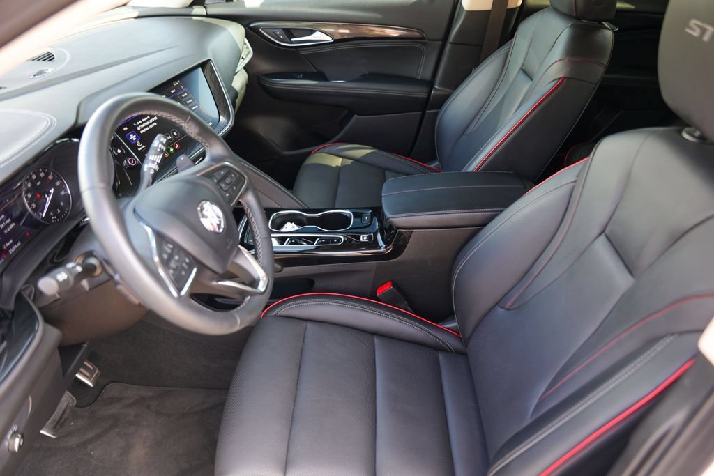 Used 2023 Buick Envision Essence w/ Sport Touring Package AWD/4WD image 9
