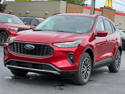 New 2024 Ford Escape SE FWD image 36