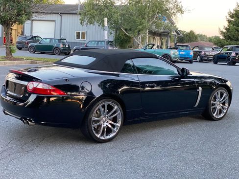Used 2007 Jaguar XKR Convertible image 9