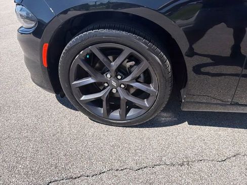 Used 2021 Dodge Charger SXT w/ Blacktop Package image 39