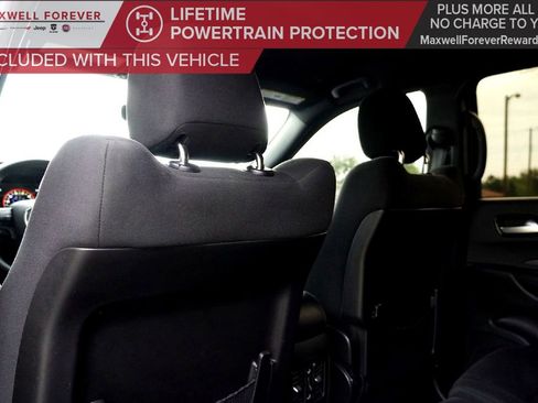 Used 2021 Dodge Durango SXT image 25