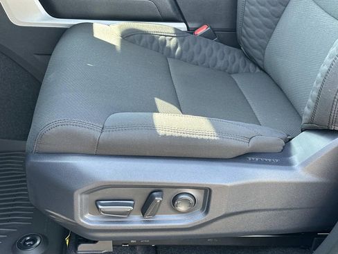 New 2026 Toyota Tundra SR5 AWD/4WD image 16