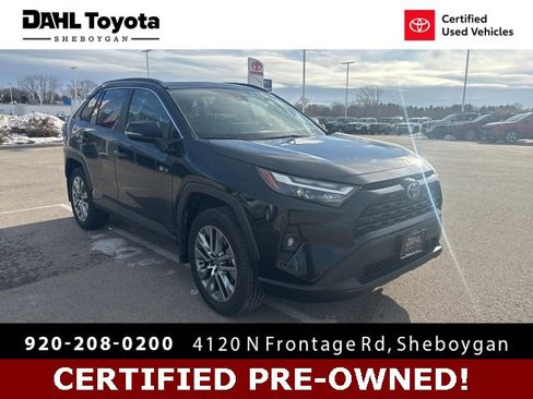 Used 2023 Toyota RAV4 XLE Premium image 1