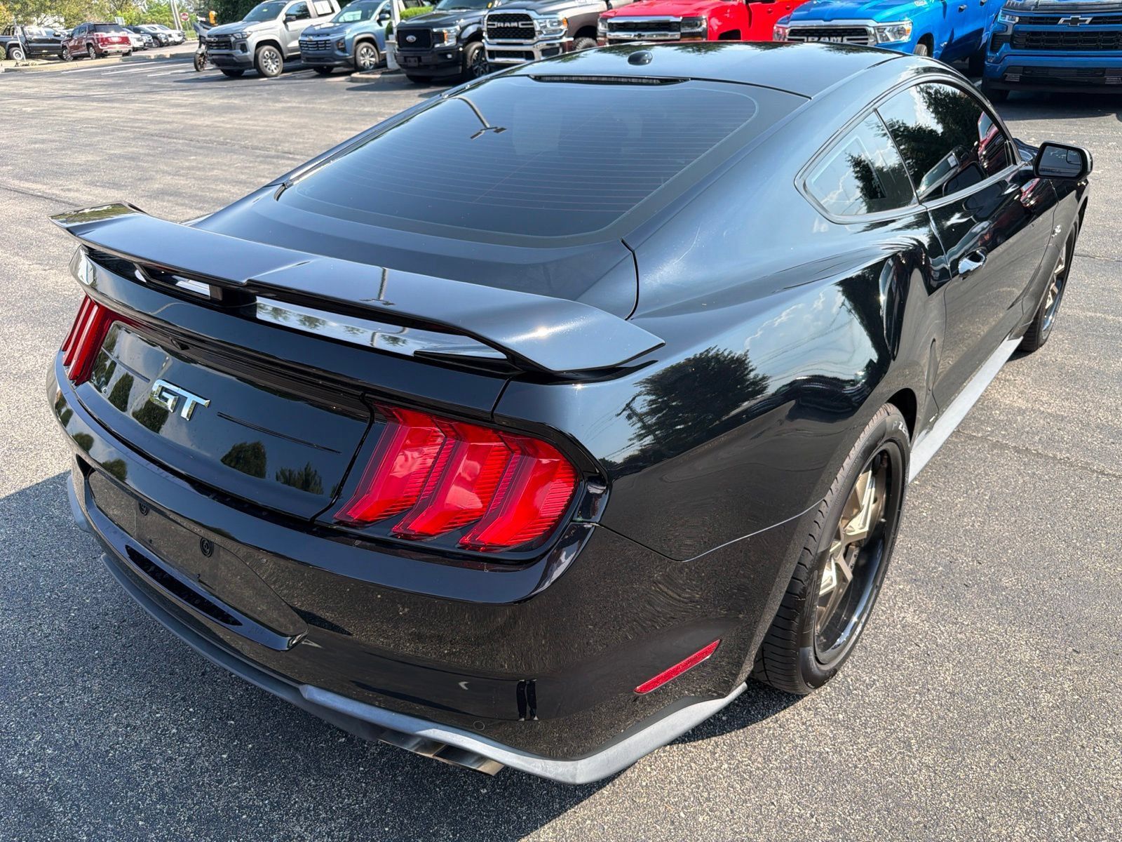Used 2019 Ford Mustang GT w/ GT Performance Package RWD image 5