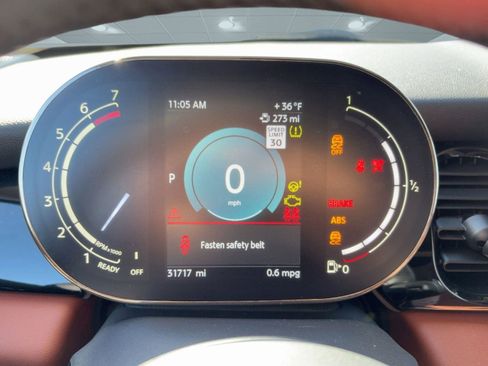 Certified 2023 MINI Cooper 2-Door Hardtop w/ Signature Upholstery Package image 19