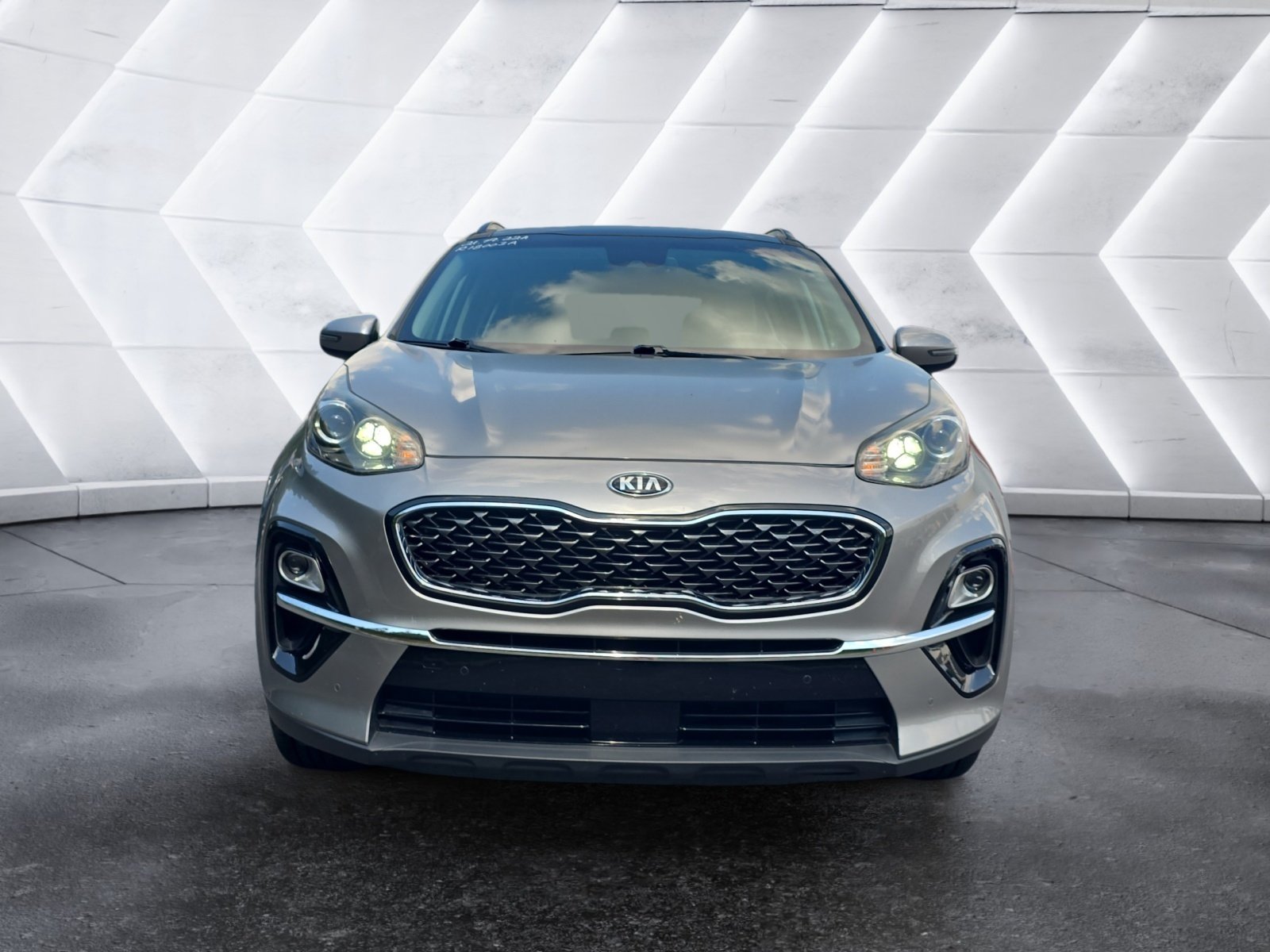 Used 2021 Kia Sportage EX w/ EX Technology Package FWD image 8