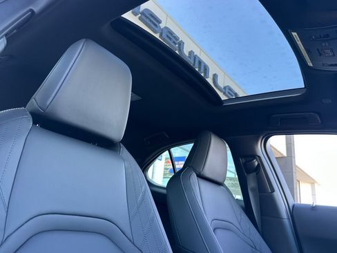 Used 2026 Lexus UX 300h FWD image 17