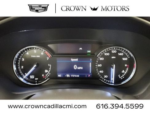 Certified 2023 Cadillac XT4 Luxury w/ Driver Awareness Package FWD image 13