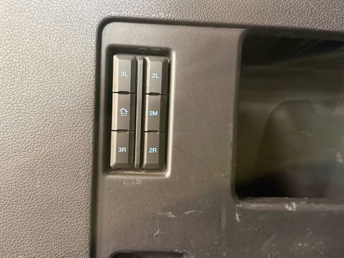 Used 2019 Ford Expedition Platinum image 71