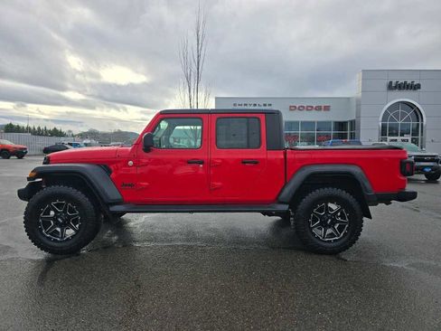 Used 2020 Jeep Gladiator Sport w/ Trailer Tow Package image 2
