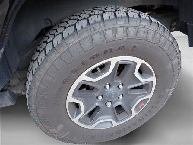 Used 2016 Jeep Wrangler Unlimited Rubicon AWD/4WD image 9
