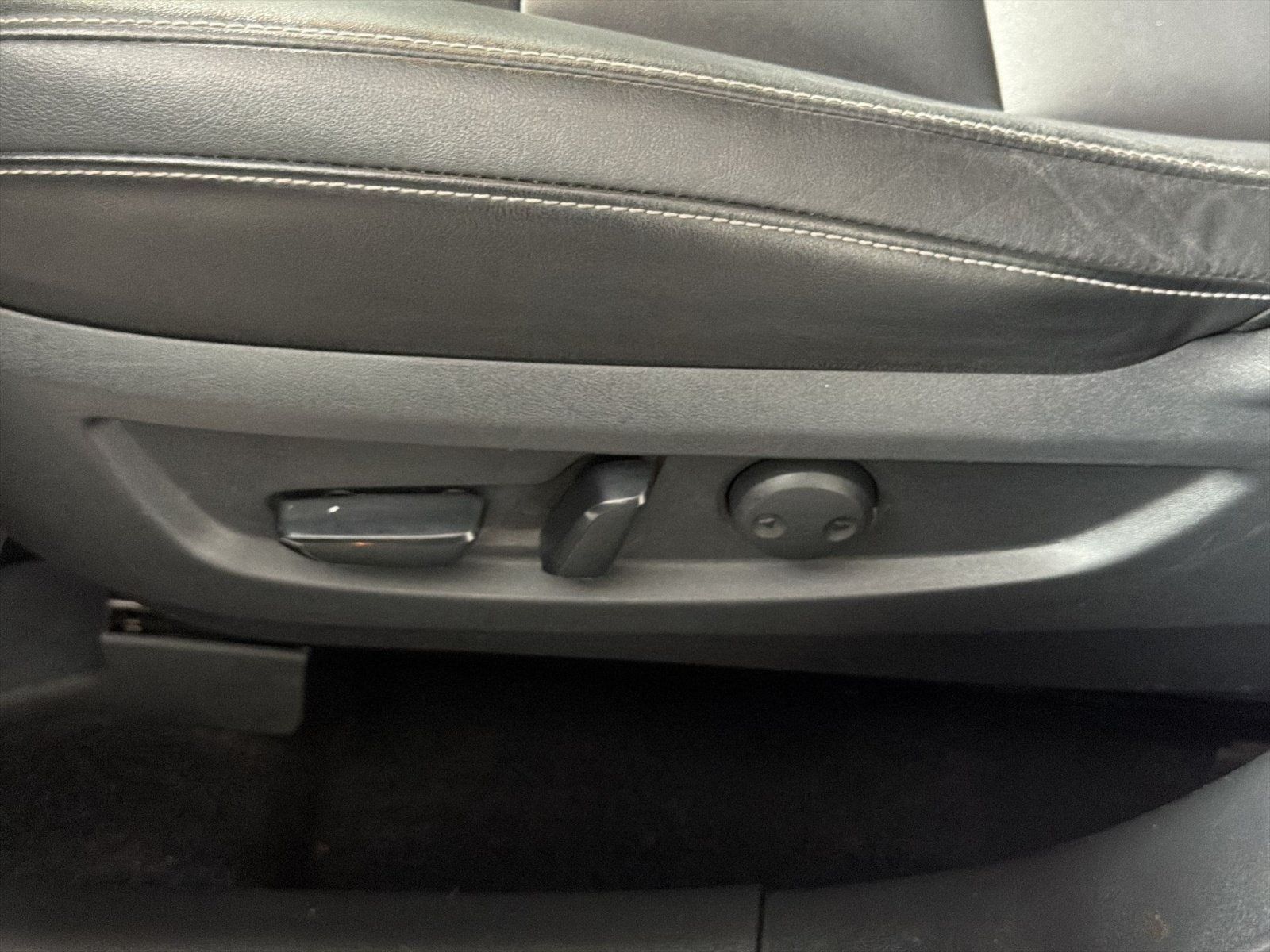 Used 2019 INFINITI QX50 Luxe AWD/4WD image 14