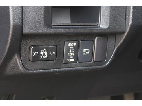 Used 2019 Toyota Tacoma TRD Off-Road image 12