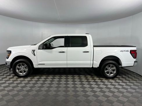 Used 2025 Ford F150 XLT w/ Equipment Group 301A Standard AWD/4WD image 9