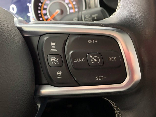 Used 2020 Jeep Gladiator Overland w/ Dual Top Group AWD/4WD image 26