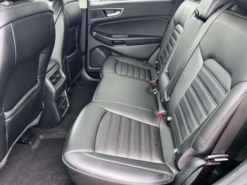 Used 2022 Ford Edge SEL AWD/4WD image 17