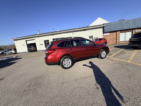 Used 2017 Subaru Outback 2.5i Premium w/ Popular Package #2 image 7