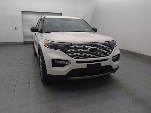 Used 2020 Ford Explorer Platinum w/ Premium Technology Package image 14