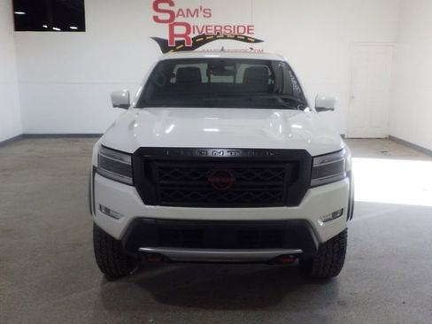 Used 2023 Nissan Frontier PRO-4X w/ Pro-4X Premium Package image 6