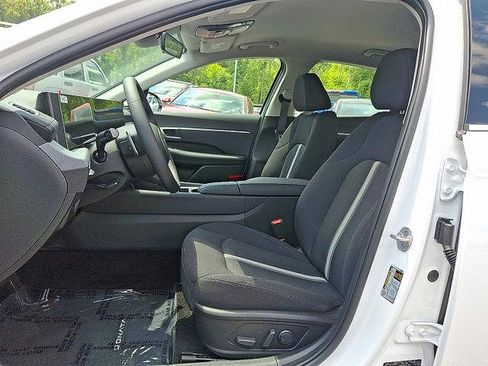 New 2025 Hyundai Sonata SEL image 6