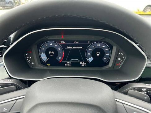 New 2025 Audi Q3 2.0T Premium image 23