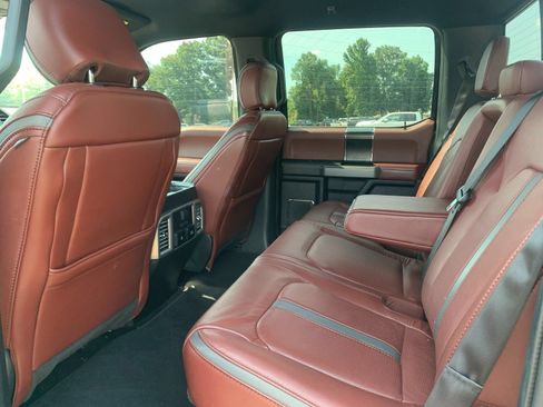Used 2020 Ford F150 Platinum w/ Equipment Group 701A Luxury AWD/4WD image 15